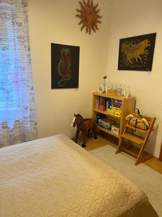 Delux Ferienwohnung Kunstgalerie Und Ilmradweg Kranichfeld Exterior foto